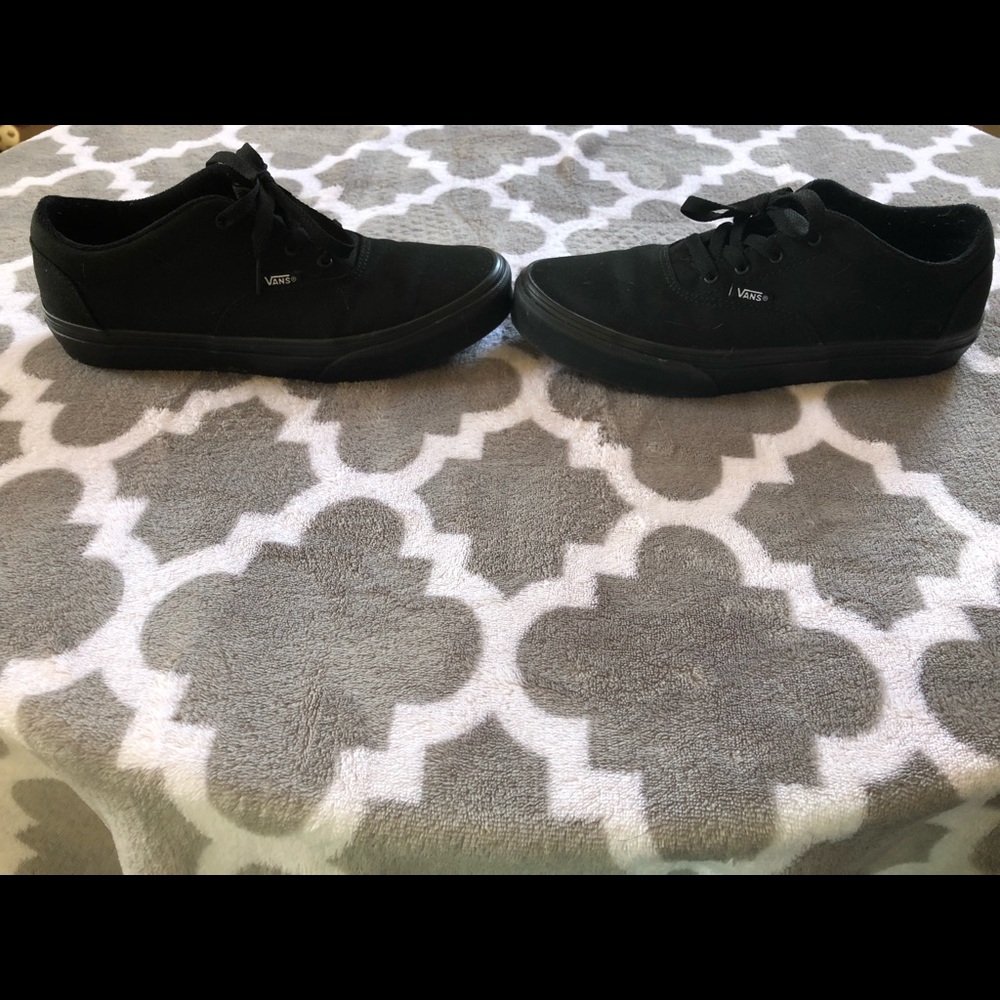 Vans - Picture 3 of 3